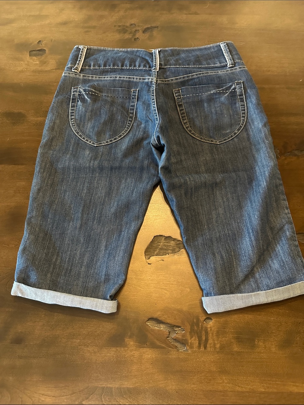 Lee Women's Capris One True Fit Size 8 - Picture 3 of 13